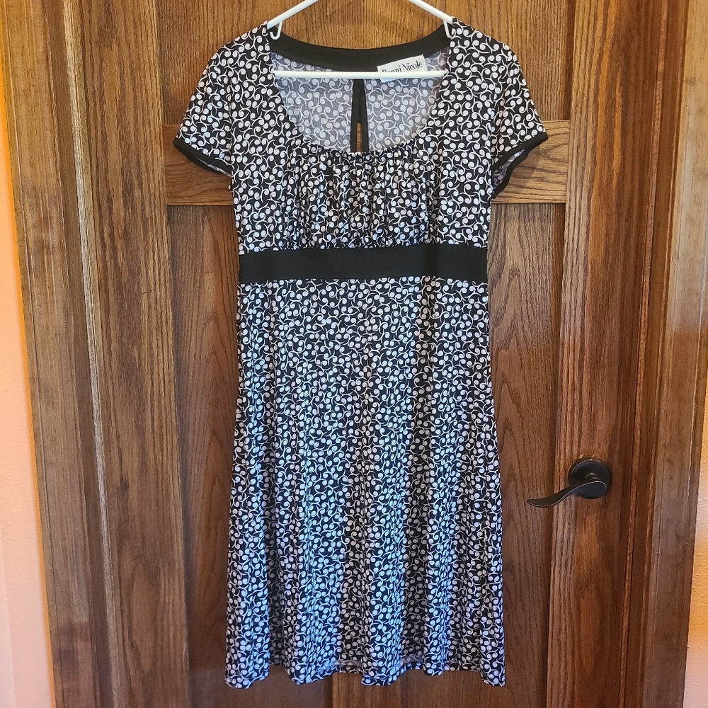 Ronni Nicole square neck dress